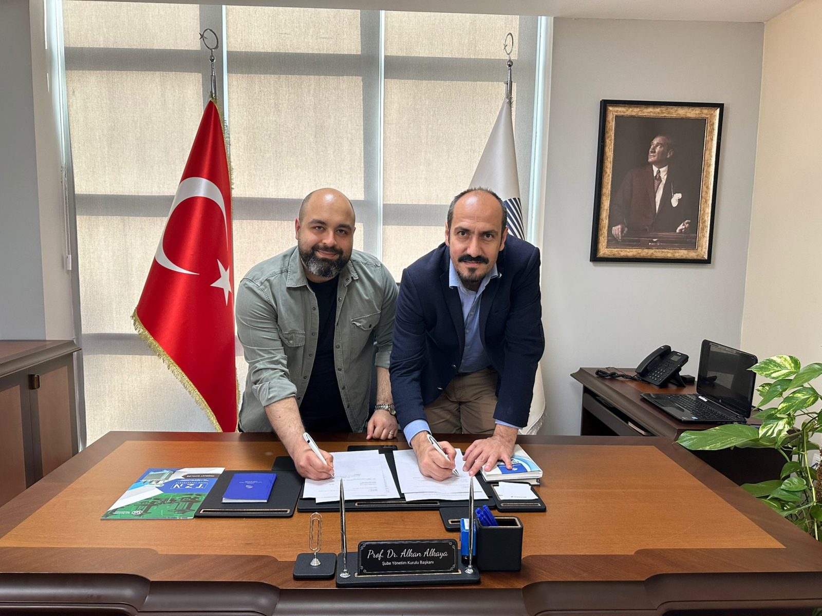 DİŞ HEKİMİ MERT ARAL İLE ÜYE İNDİRİM ANLAŞMASI