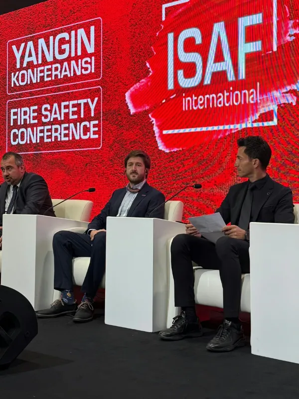 ENGİN PEKYILMAZ, İSAF 2026’DA KRİTİK TESİSLERDE YANGIN GÜVENLİĞİ TASARIMINI ELE ALDI