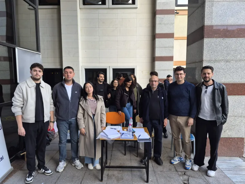 KOCAELİ ÜNİVERSİTESİ MÜHENDİSLİK FAKÜLTESİNDE EMO-GENÇ STANDI AÇILDI