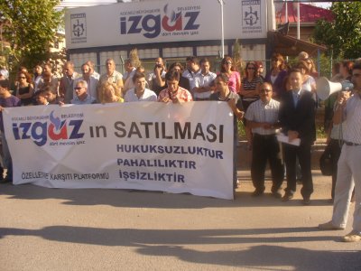 İZGAZ ÖNÜNDE ÖKP BASIN AÇIKLAMASI YAPILDI!