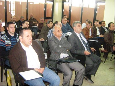 ŞUBEMİZDE 07 ŞUBAT 2009 (CUMARTESİ) TARİHİNDE SAAT:11:00'DA PROF.DR.EYÜP AKPINAR'IN SUNDUĞU "HARMONİK FİLTRE, REAKTÖR (ENDÜKTANS), DİNAMİK KOMPANZASYON ÇÖZÜMLERİ" KONULU SEMİNER DÜZENLENDİ.
