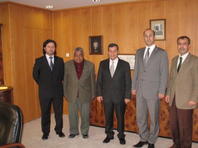 24.02.2010 GÜNÜ U.Ü.REKTÖRLÜK ZİYARETİ YAPILDI
