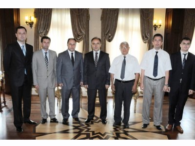 ŞUBE YÖNETİM KURULUMUZ, 07.09.2010 TARİHİNDE ANTALYA VALİSİ DR.AHMET ALTIPARMAK'I ZİYARET ETTİ
