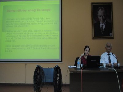 İSTANBUL ÜNİVERSİTESİ`NDE ENERJİ VE NÜKLEER SANTRALLAR KONULU PANEL YAPILDI