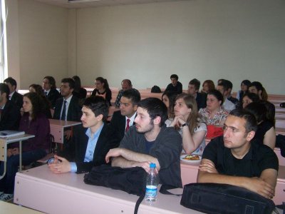 SON SINIF ÖĞRENCİLERİNE ROZET TÖRENİ YAPILDI