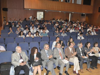 BİTİRME PROJELERİ SERGİSİ 2012 VE İLK BİLDİRİLER KONFERANSI DÜZENLENDİ