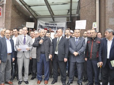 GEDİZ EDAŞ ÖZELLEŞTİRMESİNE KARŞI SENDİKALARLA ORTAK AÇIKLAMA