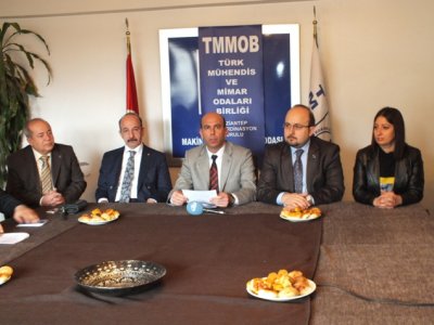 3 MART TMMOB İŞ CİNAYETLERİNE KARŞI MÜCADELE GÜNÜ`NDE `ÖNCE İNSAN, ÖNCE SAĞLIK, ÖNCE İŞ GÜVENLİĞİ!` KONULU BASIN AÇIKLAMASI YAPILDI...