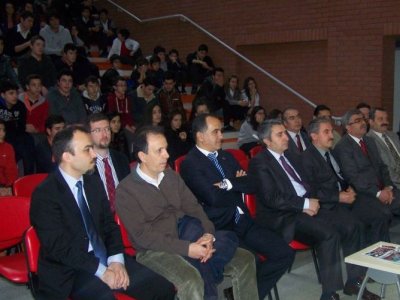 ENERJİNİN ETKİN KULLANIMI VE YENİLENEBİLİR ENERJİ KAYNAKLARI SEMİNERİ DÜZENLENDİ