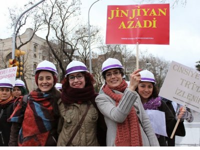 8 MART MİTİNGİ KADIKÖY`DE YAPILDI