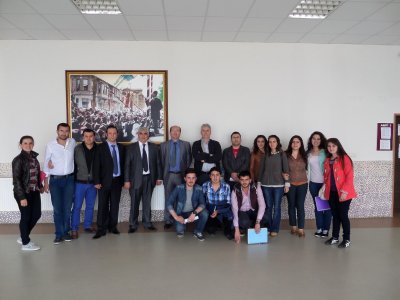 DÜZCE ÜNİVERSİTESİ` NDE MÜHENDİSLİK EĞİTİMİ VE MESLEKİ DENEYİM AKTARIMI KONULU SÖYLEŞİ PROGRAMI DÜZENLENDİ