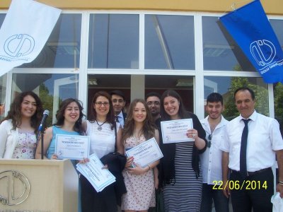 ANADOLU ÜNİVERSİTESİ`NDE ROZET TÖRENİ YAPILDI