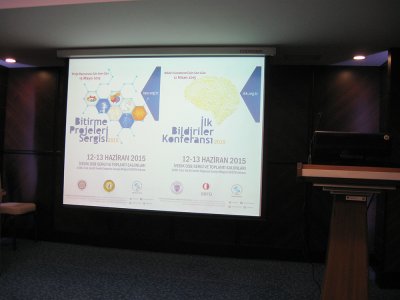TURGUT ÖZAL ÜNİVERSİTESİNDE BİTİRME PROJELERİ SERGİSİ VE İLK BİLDİRİLER KONFERANSI SUNUMU YAPILDI