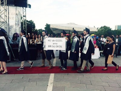 ANKARA ÜNİVERSİTESİ MÜHENDİSLİK FAKÜLTESİ ELEKTRİK-ELEKTRONİK MÜHENDİSLİĞİ BÖLÜMÜNDE MEZUNİYET TÖRENİ