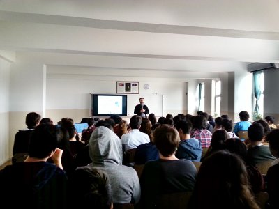 BATIKENT NERMİN MEHMET ÇEKİÇ ANADOLU LİSESİ VE SELÇUKLU ANADOLU LİSESİNDE MESLEK TANITIM SUNUMU DÜZENLENDİ