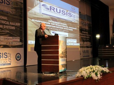 ULUSLARARASI ELEKTRİKLİ RAYLI ULAŞIM SİSTEMLERİ SEMPOZYUMU SONA ERDİ