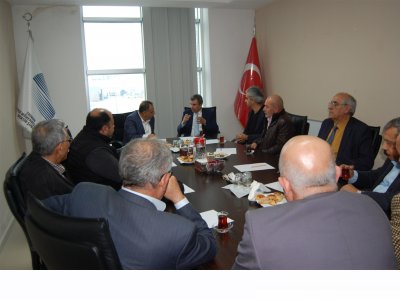 19 ŞUBAT 2018 PAZARTESİ GÜNÜ ESKİ KÜLTÜR BAKANI İSTEMİHAN TALAY ŞUBEMİZİ ZİYARET ETTİ.
