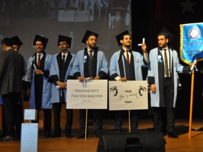 GAZİ ÜNİVERSİTESİ TEKNOLOJİ FAKÜLTESİ MEZUNİYET TÖRENİ GERÇEKLEŞTİ
