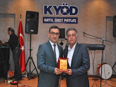 PLAKET TÖRENİ VE ŞUBE YEMEĞİ DÜZENLENDİ