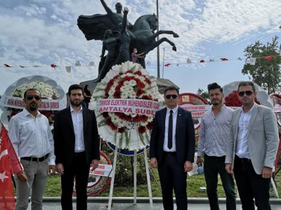 29 EKİM CUMHURİYET BAYRAMI ÇELENK SUNMA TÖRENİNE KATILIM SAĞLANDI
