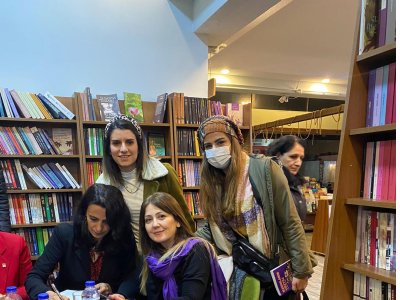KADINLARIN YÜZYILI KİTABI İMZA GÜNÜ..