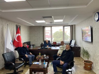 TEİAŞ YÜK TEVZİİ MÜDÜRLÜĞÜ ZİYARET EDİLEREK ÜYELERİMİZ İLKER CEYLAN VE YÜK TEVZİİ MÜDÜRÜMÜZ FERHAT ARIKAN İLE GÖRÜŞ ALIŞVERİŞİNDE BULUNULDU
