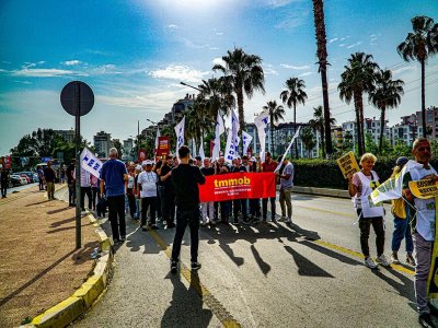 1 MAYIS İŞÇİ VE EMEKÇİ BAYRAMINI ALANLARDA COŞKUYLA KUTLADIK.