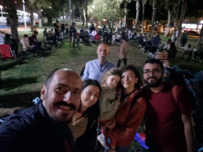 GELENEKSEL OLARAK 2. SİNİ DÜZENLEDİĞİMİZ SANDALYENİ KAP GEL ETKİNLİĞİ YİNE ÇOK YOĞUN BİR İLGİ GÖRDÜ.