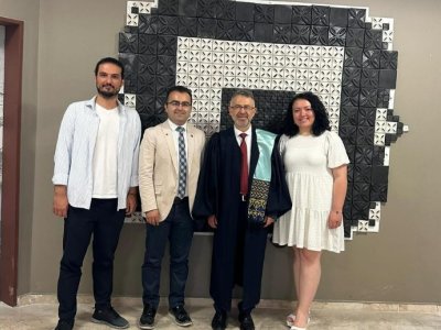 DUMLUPINAR ÜNİVERSİTESİ`NDE ROZET TAKMA TÖRENİ GERÇEKLEŞTİRİLDİ