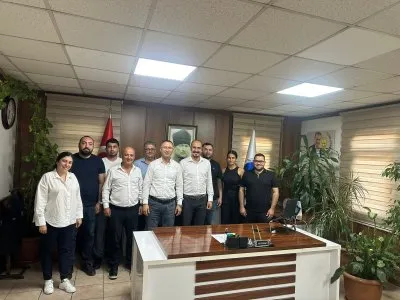 EMO MERSİN ŞUBE 14. DÖNEM YÖNETİM KURULU OLARAK MESKİ GENEL MÜDÜR YARDIMCISI SN. ALİ YILMAZ`I ZİYARET ETTİK.
