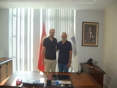 EMEKLİ TELEKOM İL MÜDÜRÜMÜZ,  DEĞERLİ ÜYEMİZ SN. REMZİ BELLEK   EMO MERSİN ŞUBE BAŞKANIMIZ DOÇ. DR. ALKAN ALKAYA`YI MAKAMINDA ZİYARET ETTİ.