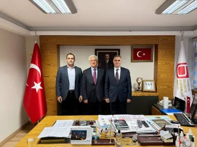 EMO ANKARA ŞUBESİNDEN TÜRKİYE BELEDİYE BAŞKANLARI BİRLİĞİNE ZİYARET